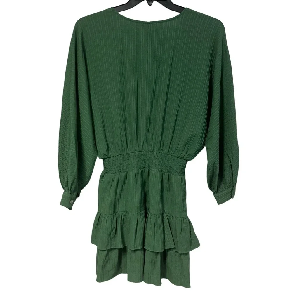 Entro Green Textured V-Neck Smocked Waist Tiered Ruffle Mini Dress Womens Size M